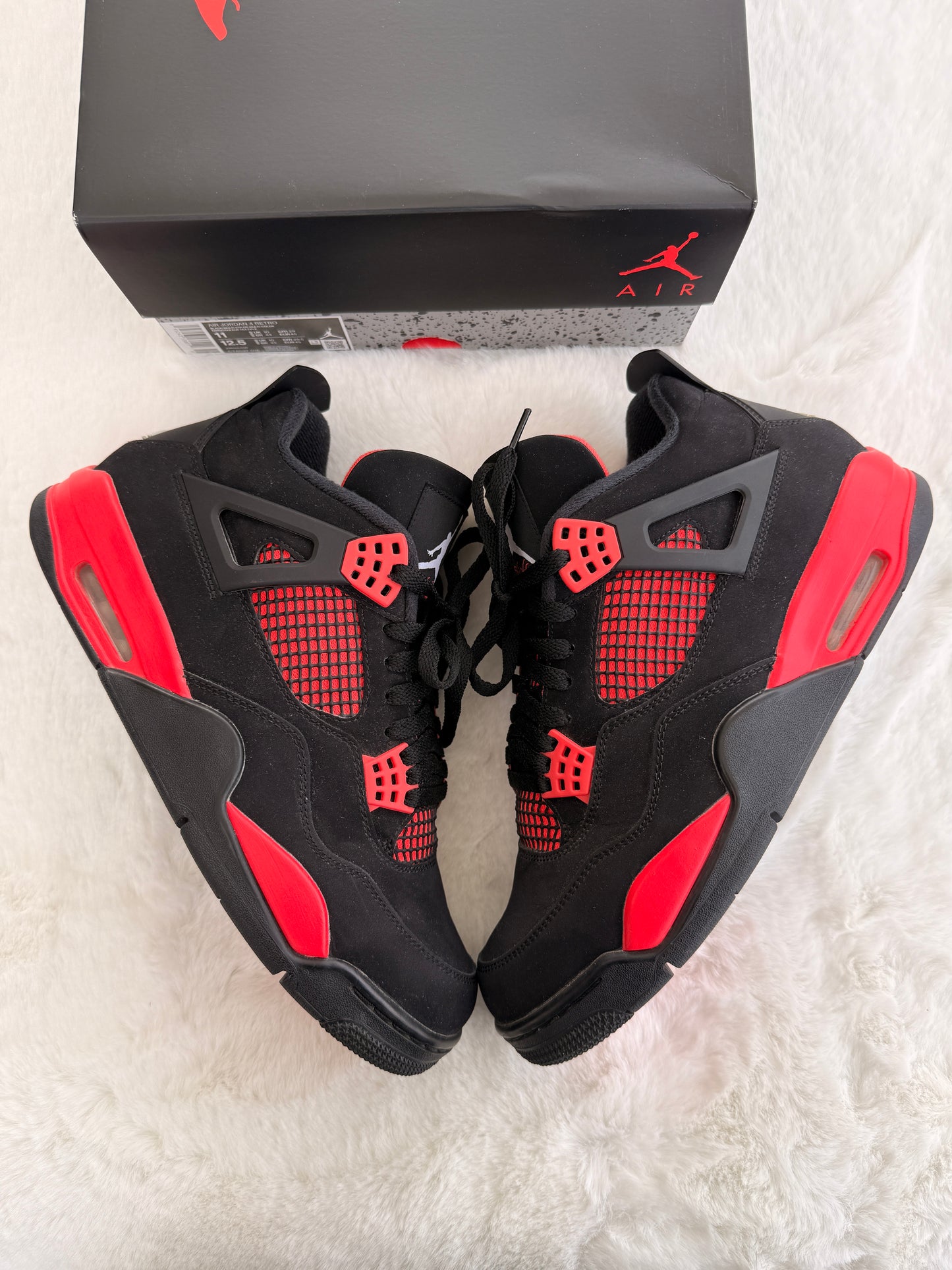 Jordan 4 Retro Red Thunder